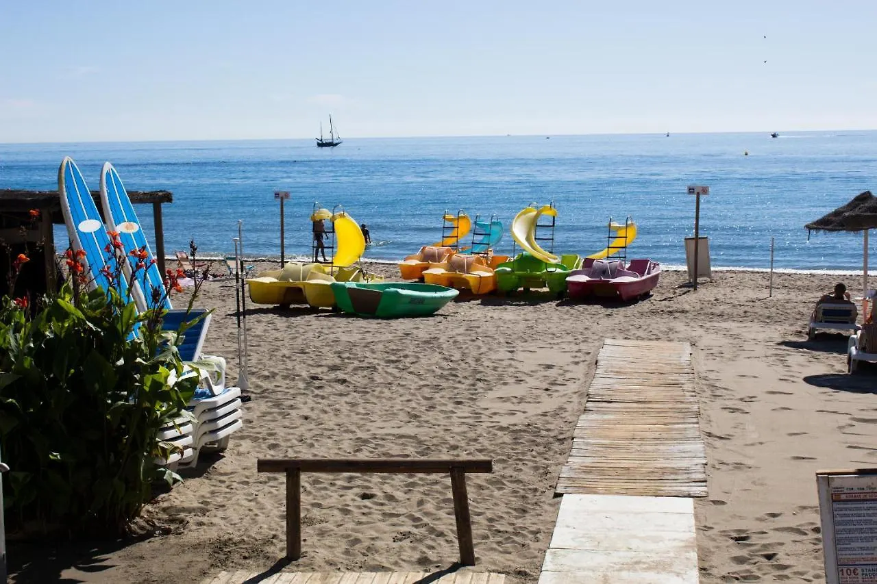 Benalgolf: Seaside Apartment with Private BBQ Backyard Benalmadena Spain