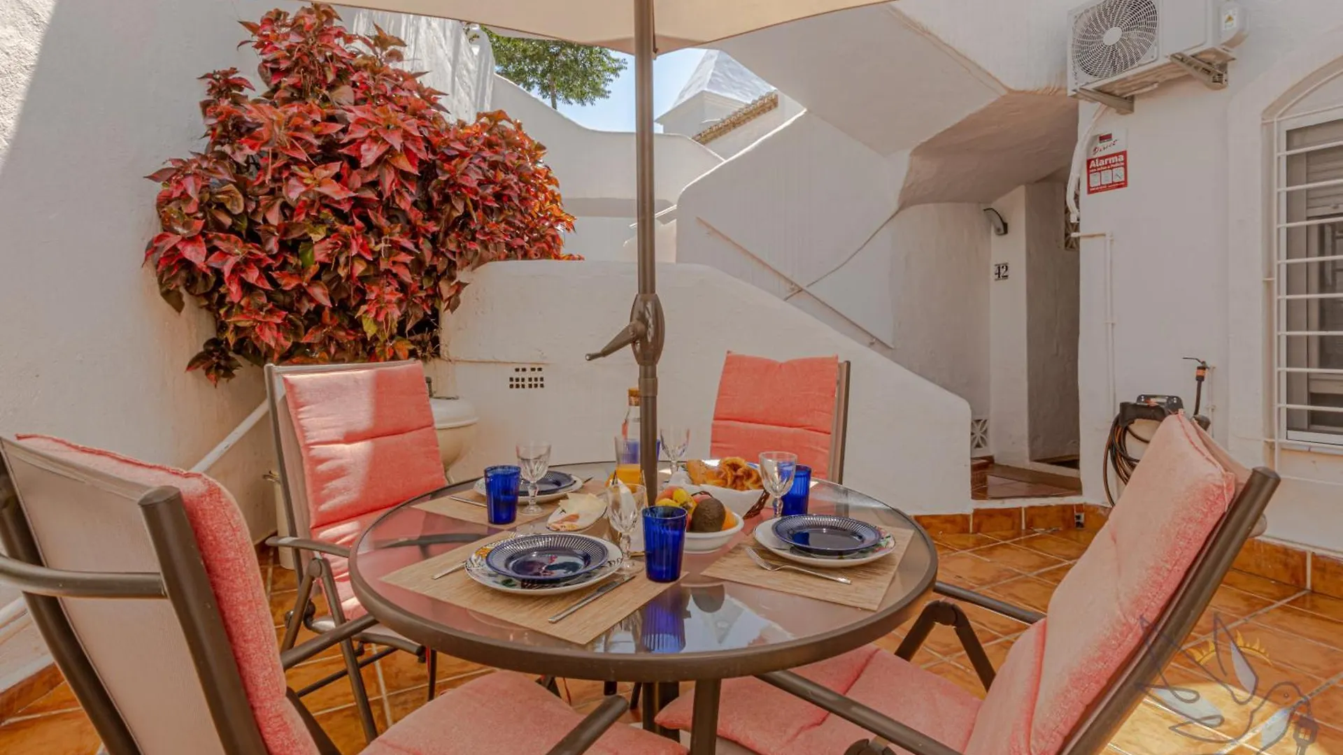 Benalgolf Lovely Apartment In Benalmadena With Sea Views, Excellent Wifi Connection, Private Backyard With Bbq location