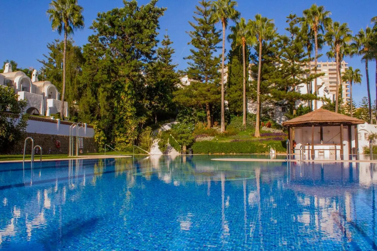 Benalgolf Lovely Apartment In Benalmadena With Sea Views, Excellent Wifi Connection, Private Backyard With Bbq
