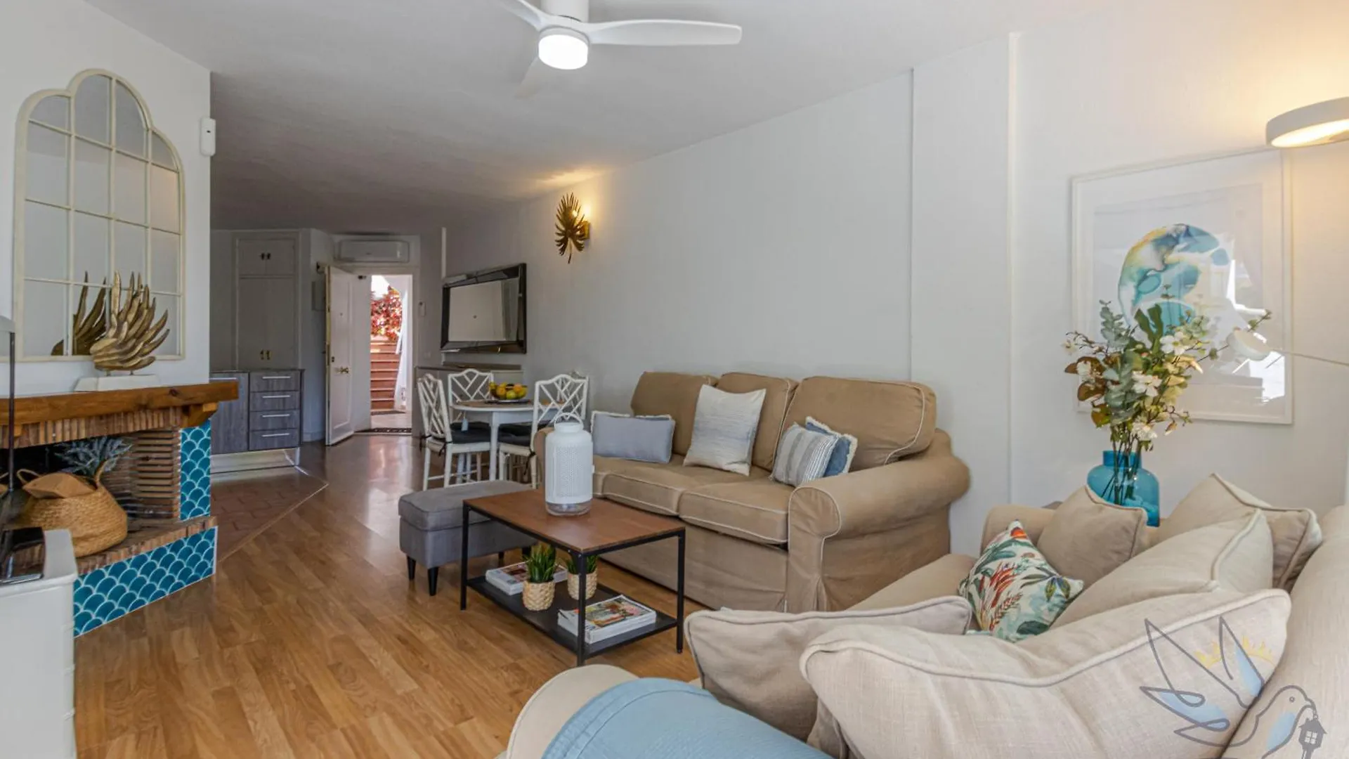 Benalgolf: Seaside Apartment with Private BBQ Backyard Benalmadena